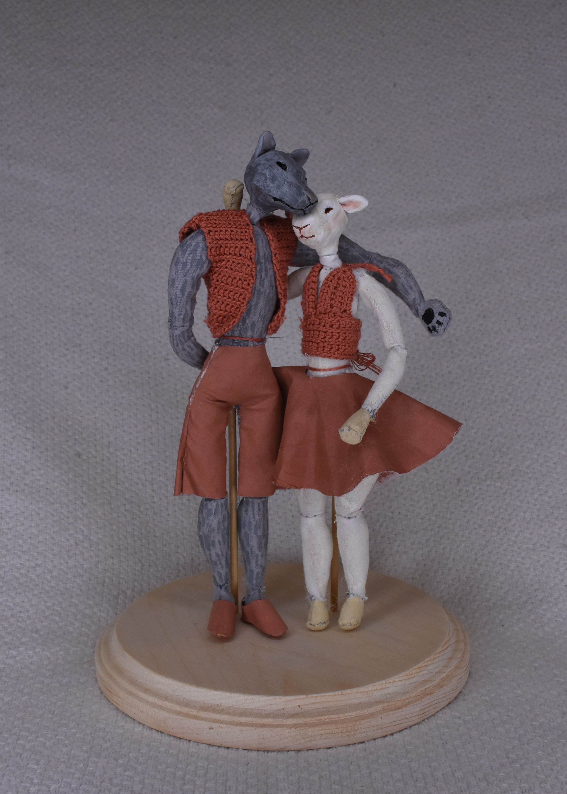 Kayla Poling, Right for Each Other, Sculpture, Bay Village High School, Educator: Thomas Schemrich, Grade 12,  Honorable Mention