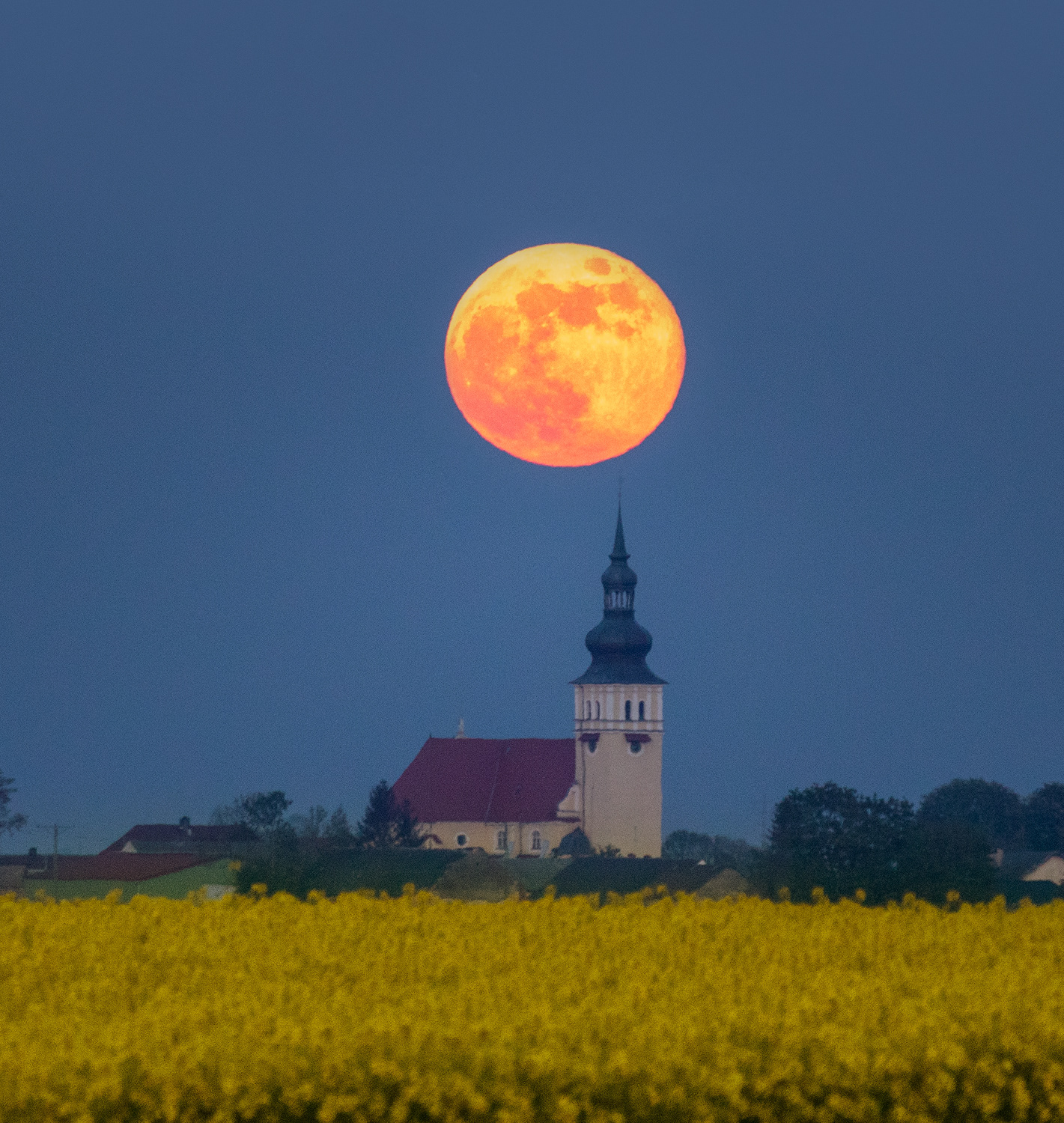 Szkola Krajobrazu Warsztaty Fotografii Krajobrazowej Fotografowanie Ksiezyca W Pelni