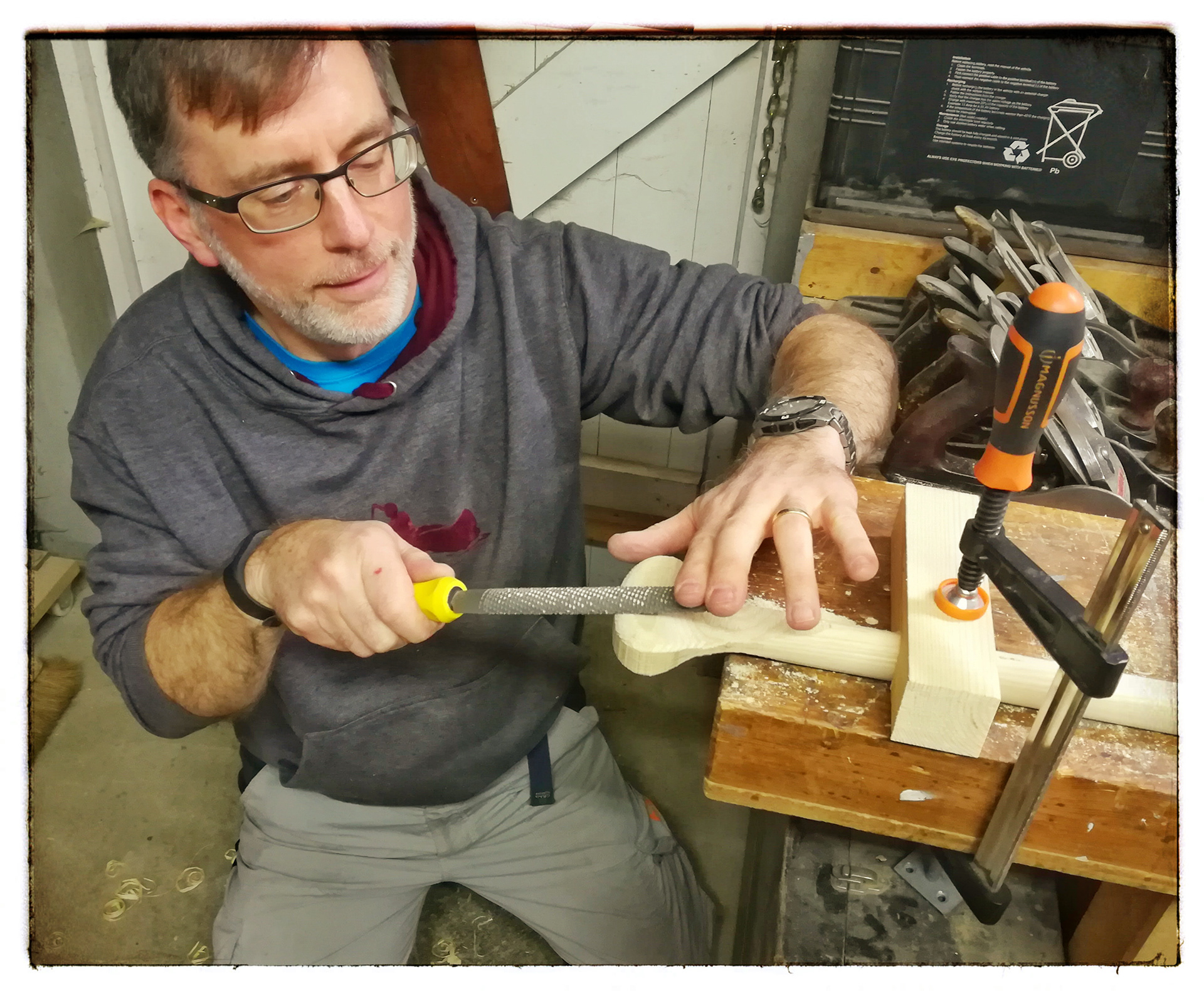 Rough carving the handle