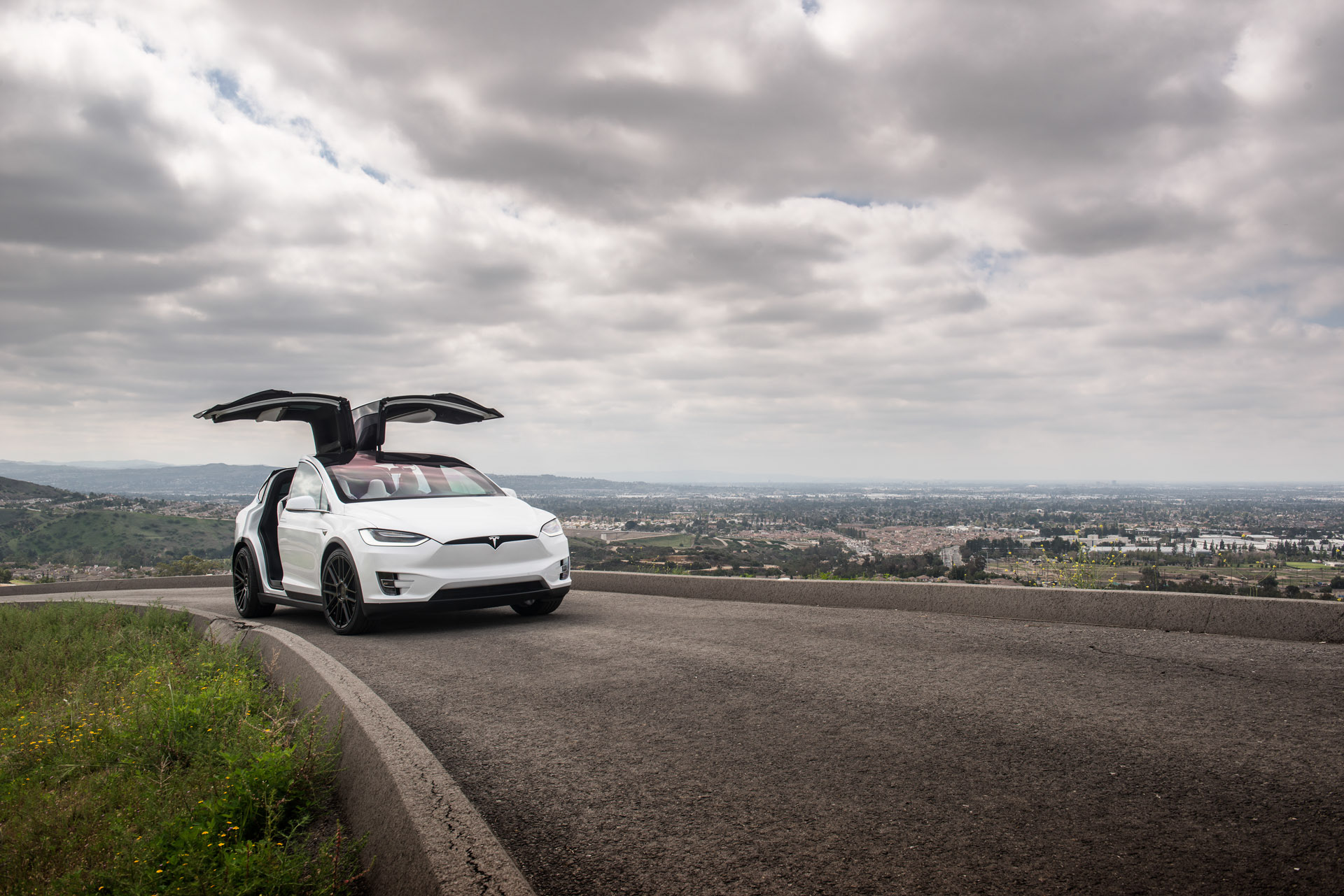 scott chu photo tesla model x tsw wheels