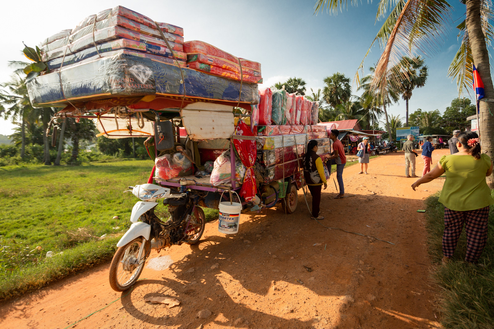 Shop on a trailer, mattress man