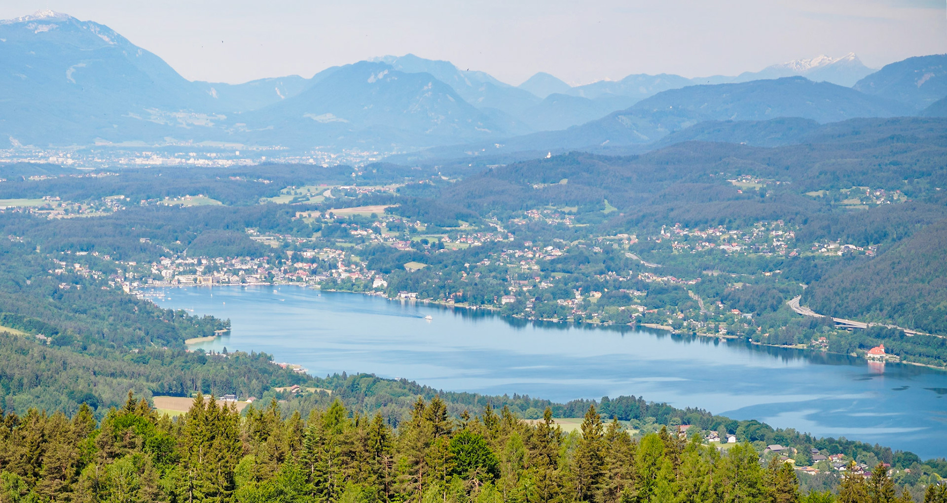 Pyramidenkugel - View on Velden