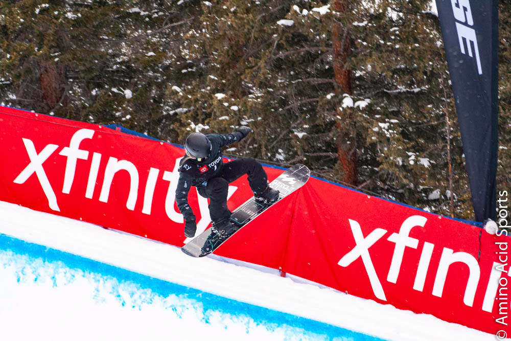 USA's Arielle Gold nose grabs into a final hit for run 2