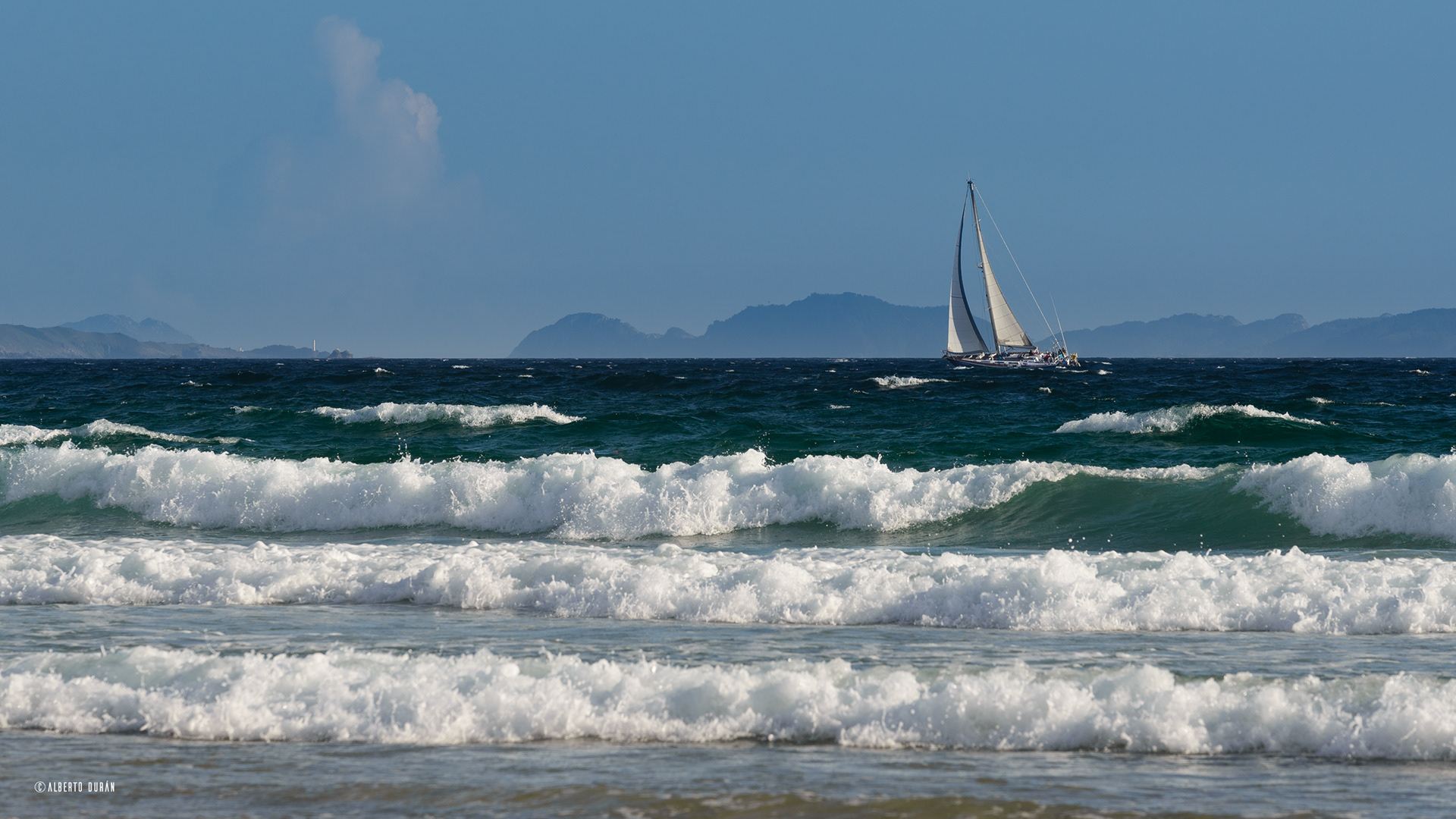 velero olas Montalvo Sanxenxo