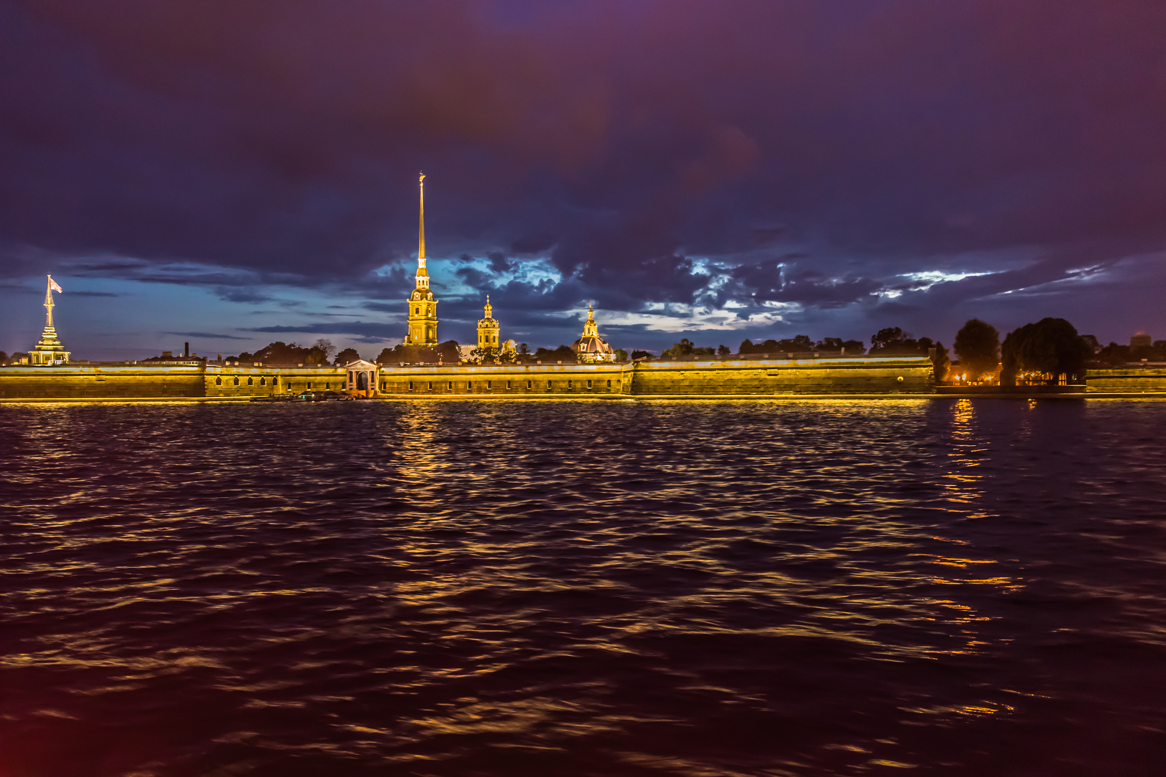 белые ночи в москве