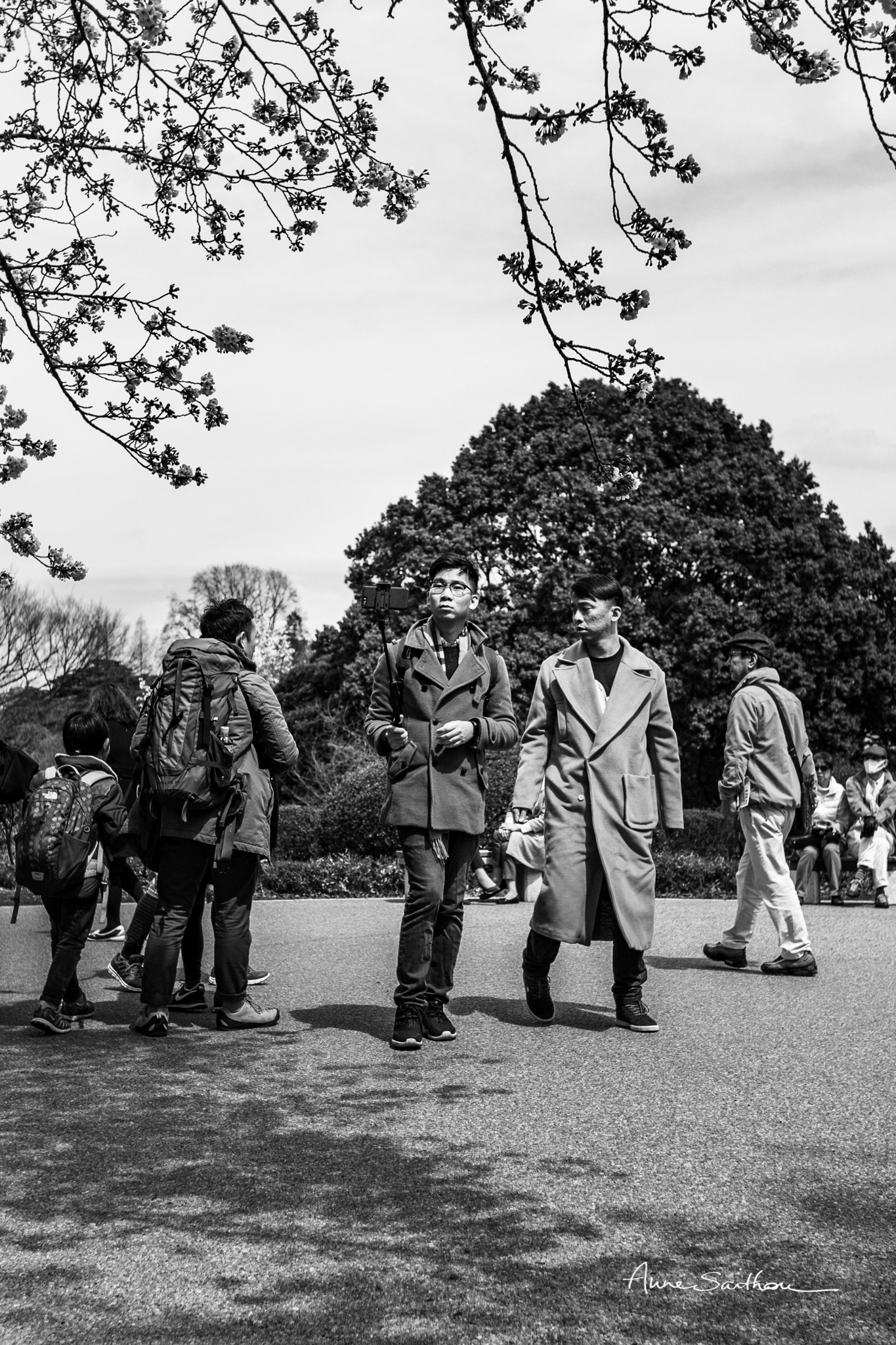 Deux hommes élégants