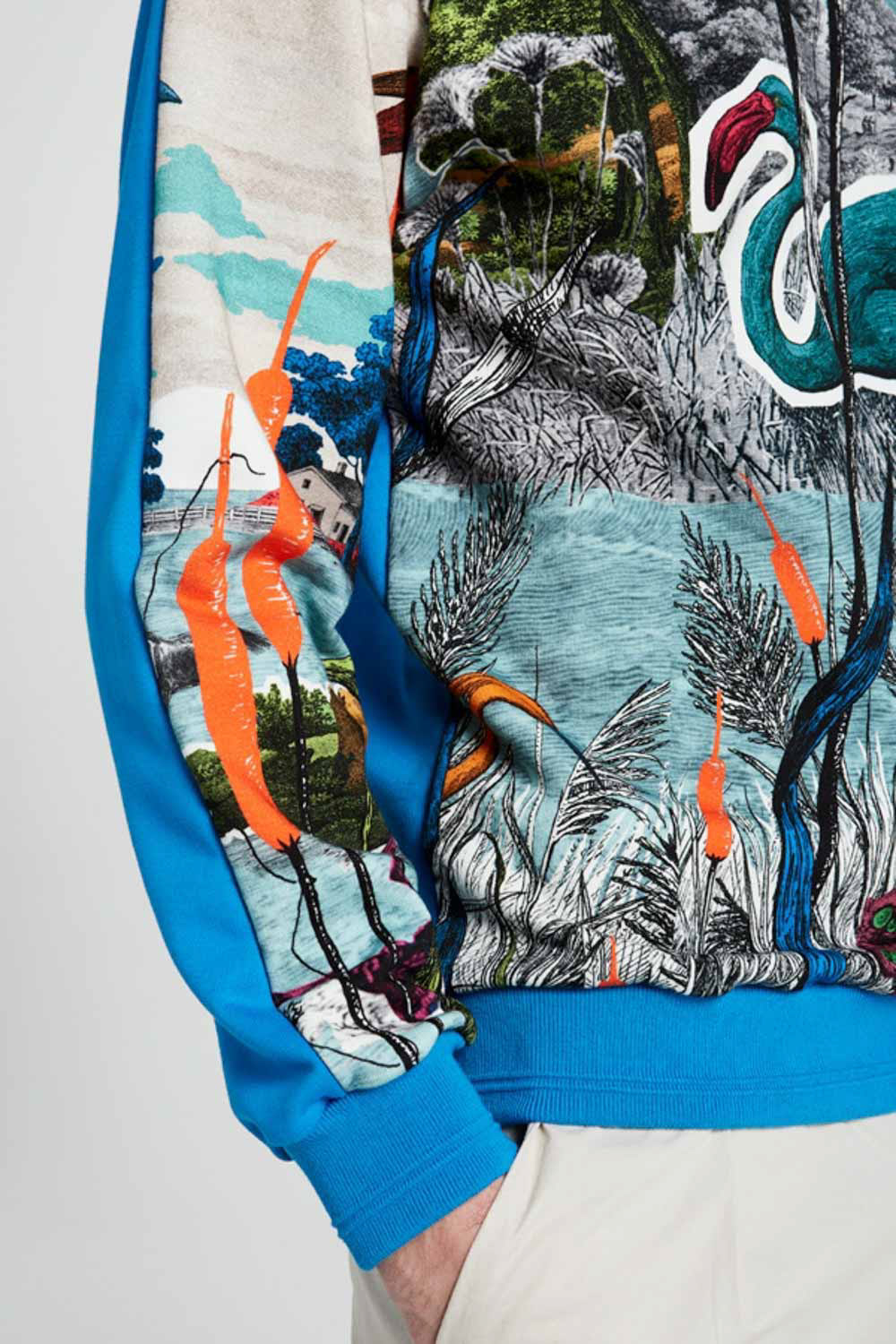 Shooting sweat Rue Begand avec motif camargue de la collection printemps-été 2020